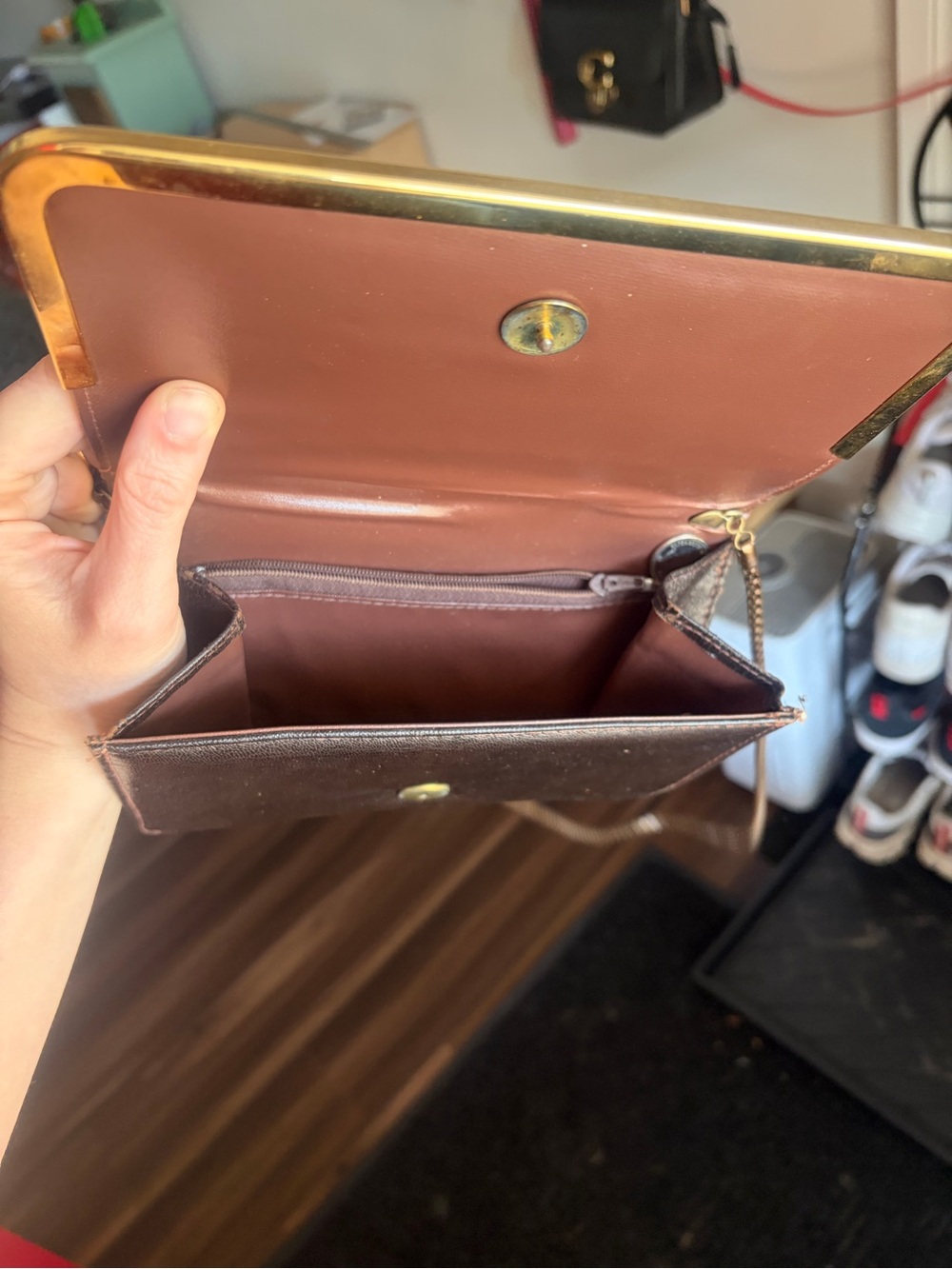 Free with purchase! Vintage bronze Metallic metal Crossbody Bag - Women - Picture 4 of 9